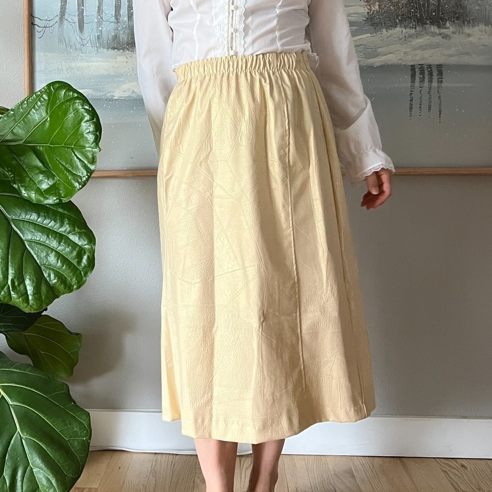 Vintage Handmade light gold Faux Leather Midi Skirt Elastic Waist Cottage Medium